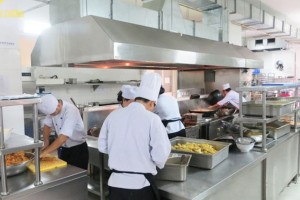 Các lưu ý khi thiết kế bếp cho nhà hàng hải sản